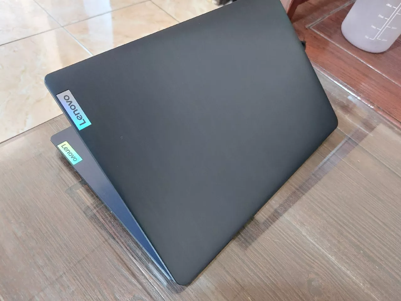 Tampilan Layar 14 Inci Full HD Lenovo IdeaPad Slim 3i