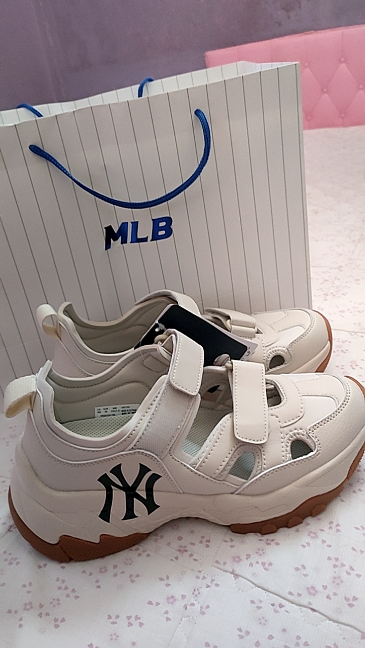 Jual Sepatu Sneakers Wanita Dewasa MLB CHUNKY High New York Yankees di  Seller Sneakers99.id - Gunung, Kota Jakarta Selatan