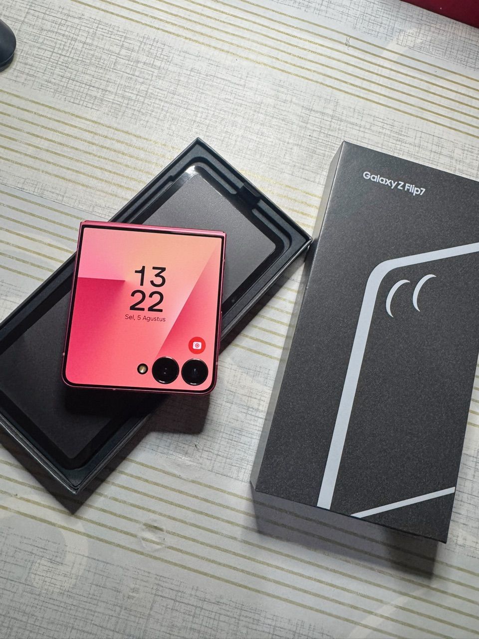 Review dari ekaidris23