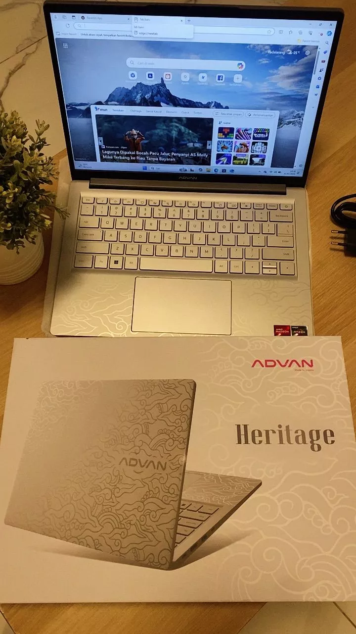 Layar 14 Inci WUXGA 16 banding 10 Advan Workplus Heritage