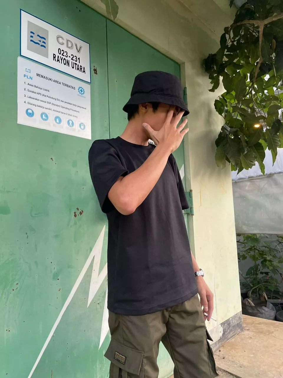 Pengujian ketahanan bentuk kain kaos oversized setelah pemakaian aktif seharian