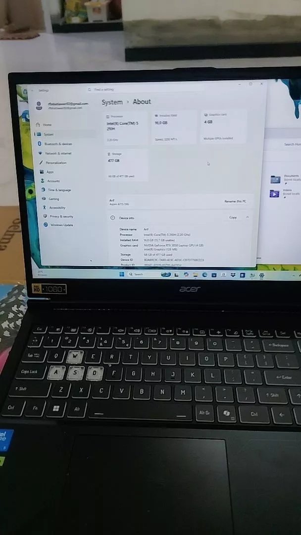 Papan Ketik dan Tata Letak Port Infinix XBook 14 Neo