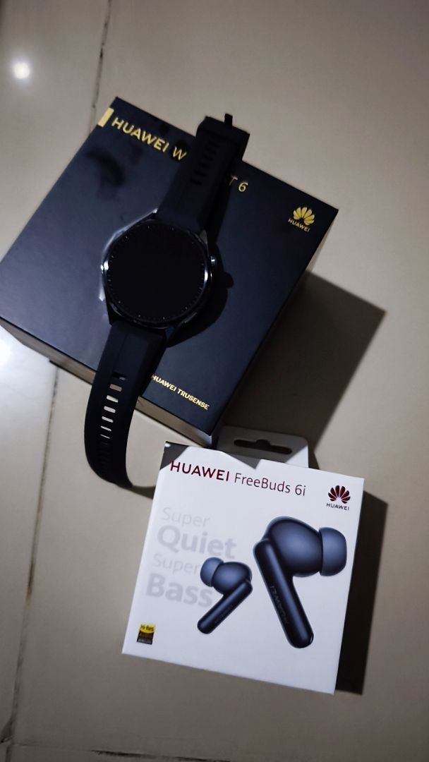 Review dari rockytomar