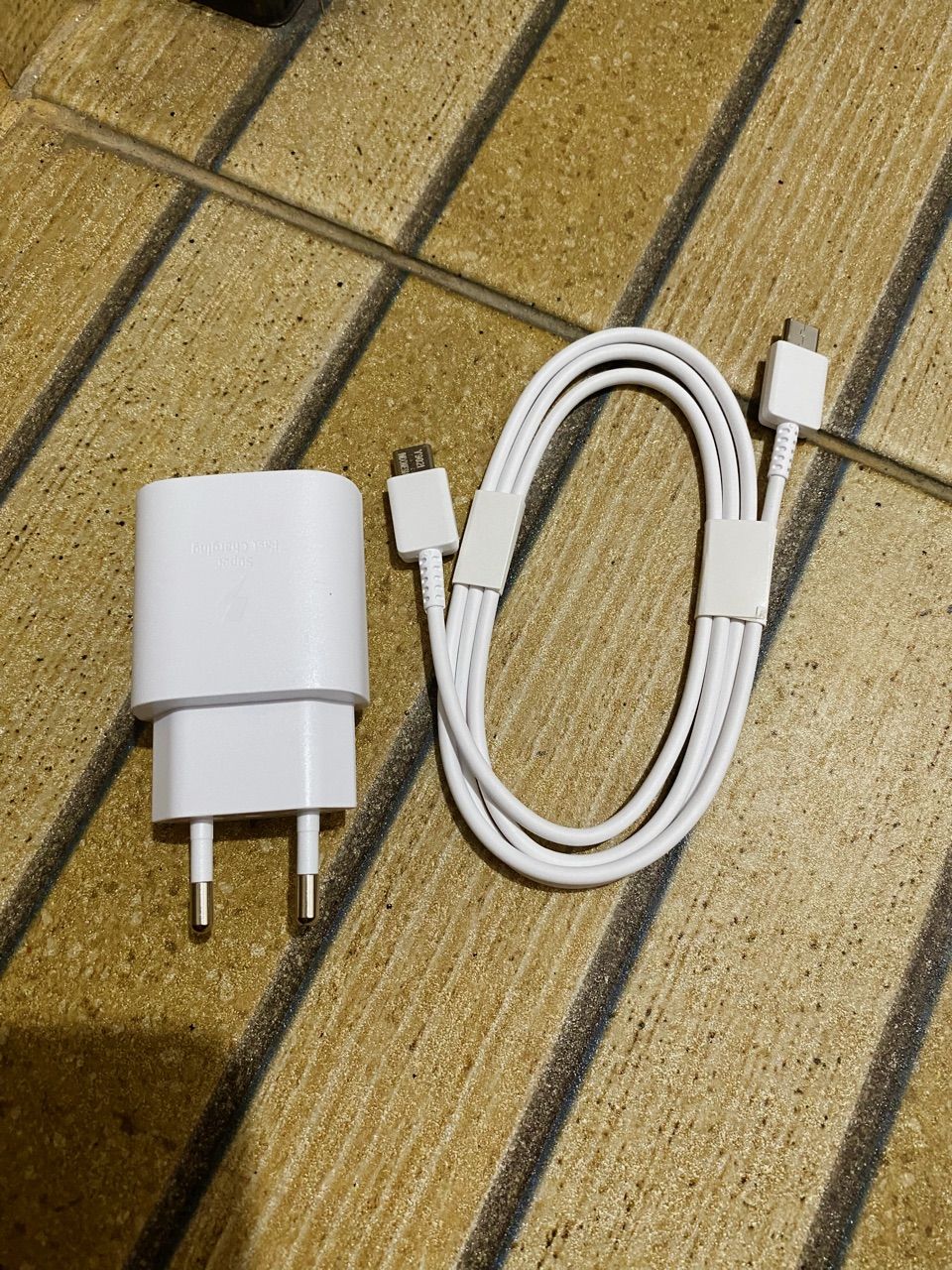 Review dari nining_naura