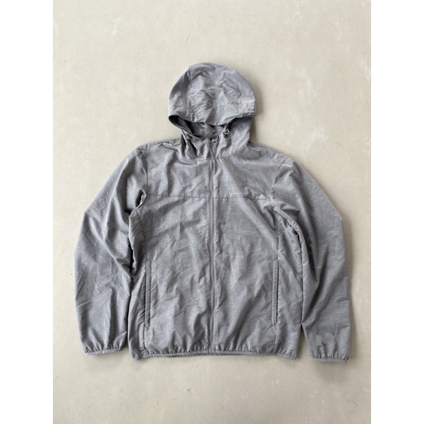 Jual Uniqlo Running pocketable Jacket Shopee Indonesia