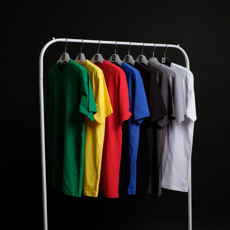 Jual KAOS POLOS HIJAU BOTOL COTTON COMBED 30S | Shopee Indonesia