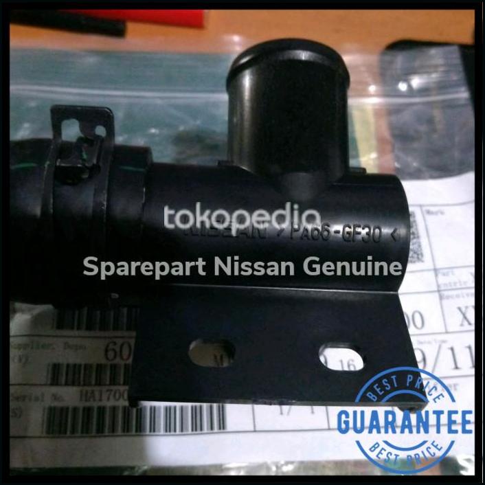Jual navara d23 np300 Sambungan Radiator Ke Selang Radiator ATAS ORI ...