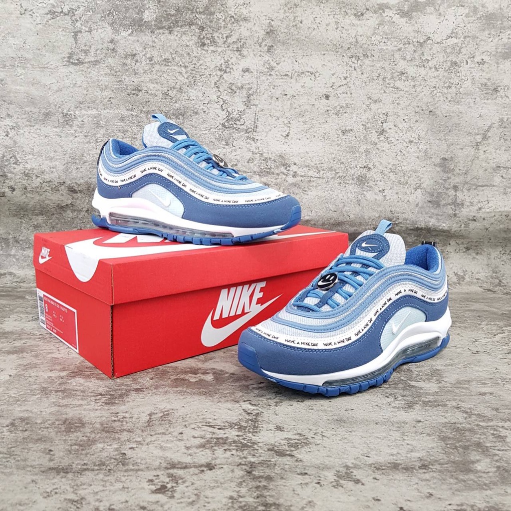 Have a nike day air max 97 hotsell size 7