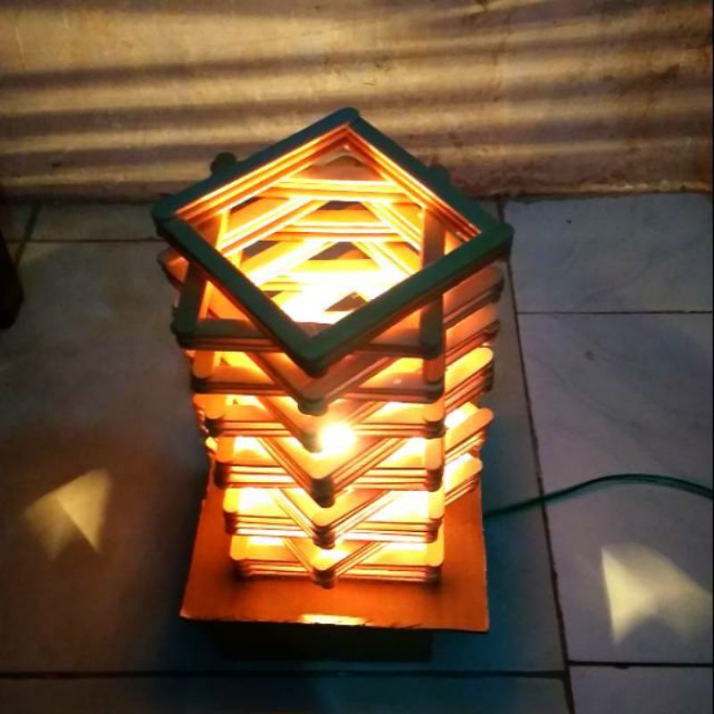 Kerajinan Dari Stik Es Krim Lampu - Homecare24