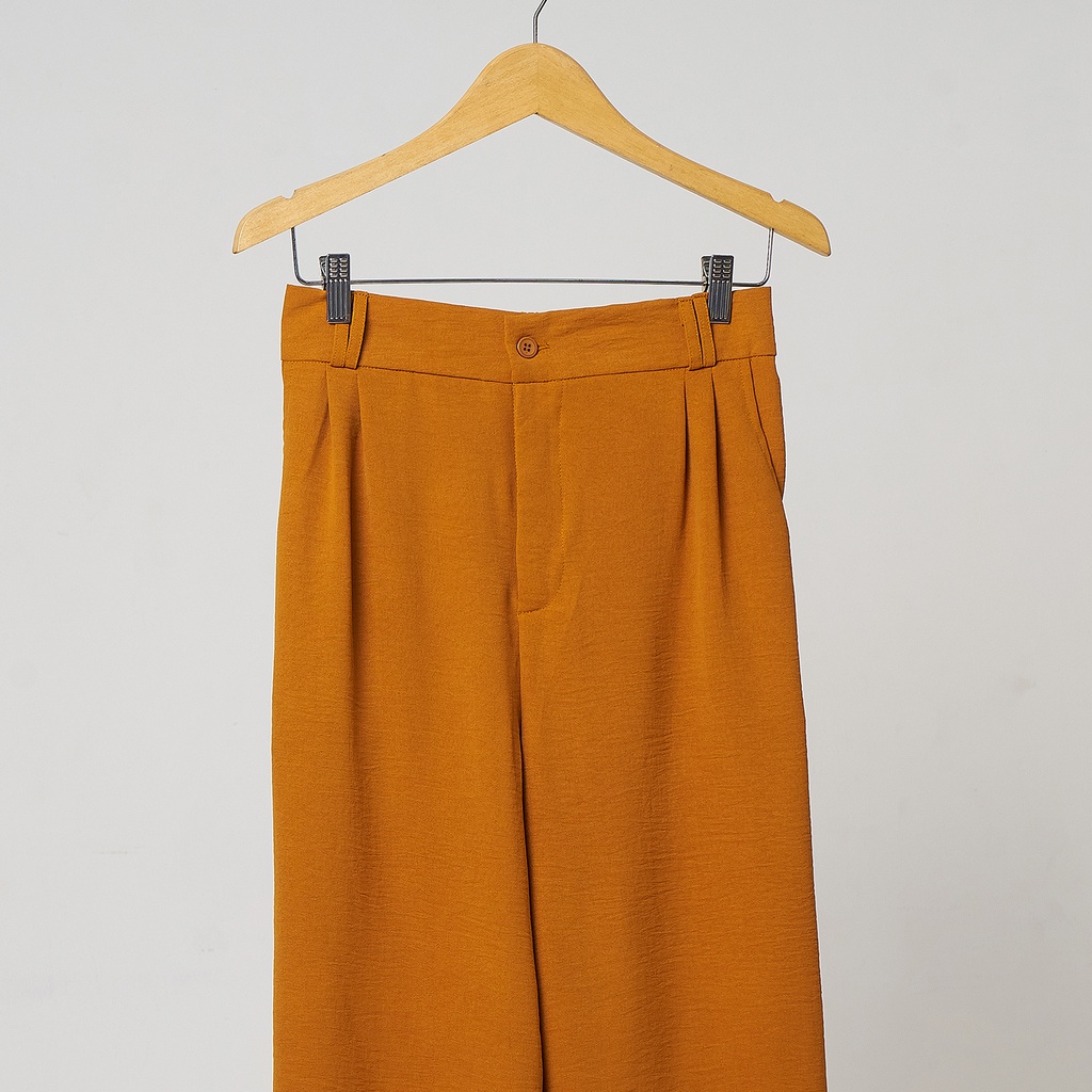 Jual Amira Saffron Crinkle Culotte Pants All Size Shopee Indonesia