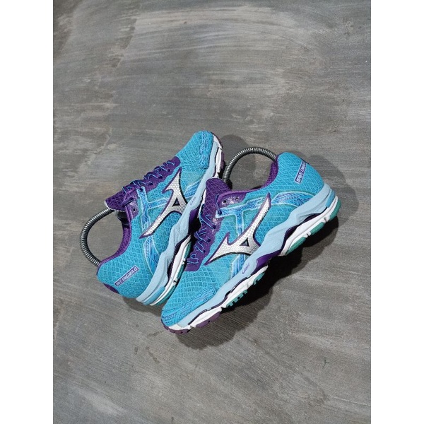 T锚nis mizuno 2024 wave enigma 4