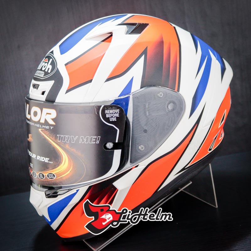 Review helm hot sale airoh valor