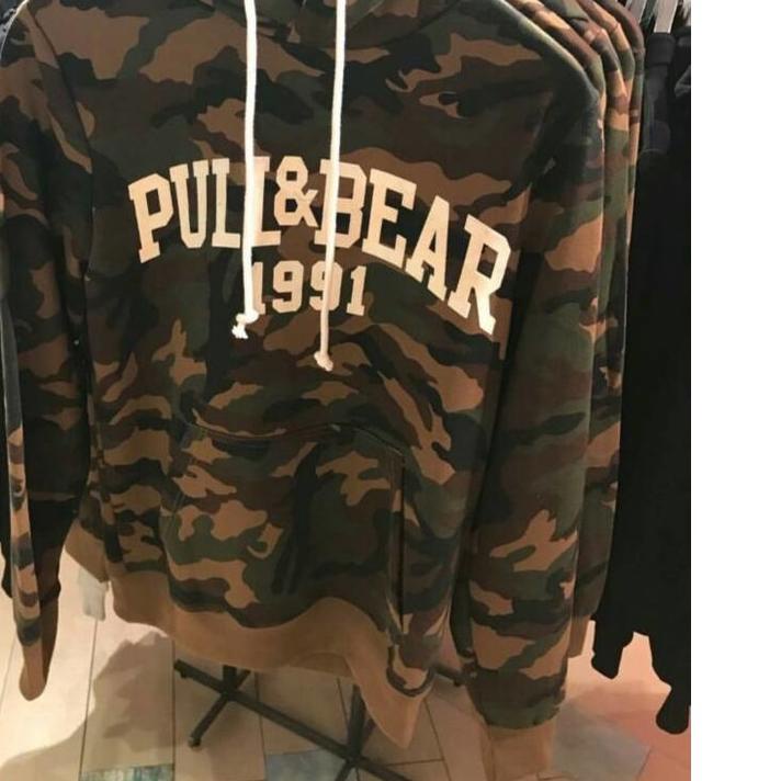 Pull and bear store army hoodie