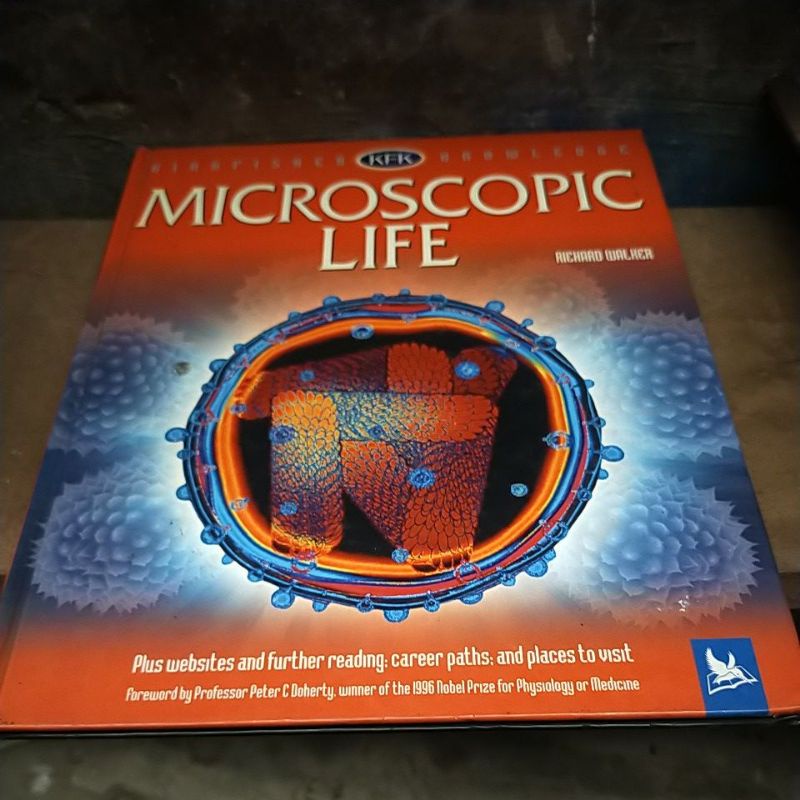 Jual buku microscopic life | Shopee Indonesia