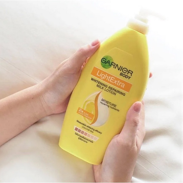 Jual GARNIER LIGHT COMPLETE SERUM BODY LOTION 400 ML Shopee Indonesia