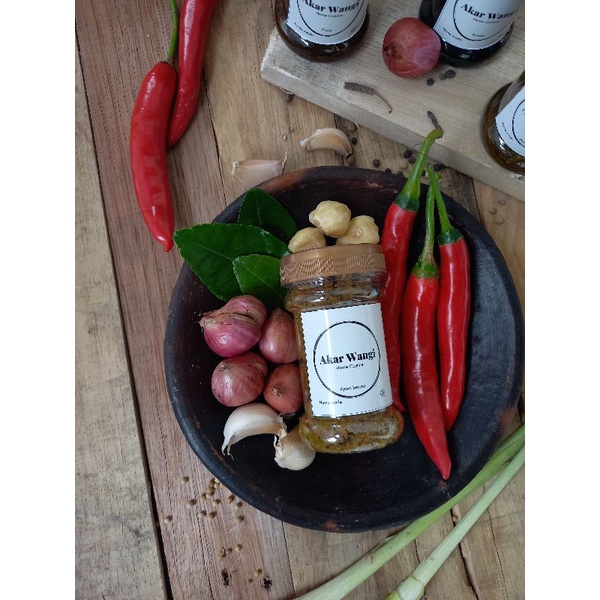 Ayam betutu dengan base genep bumbu dasar masakan Bali