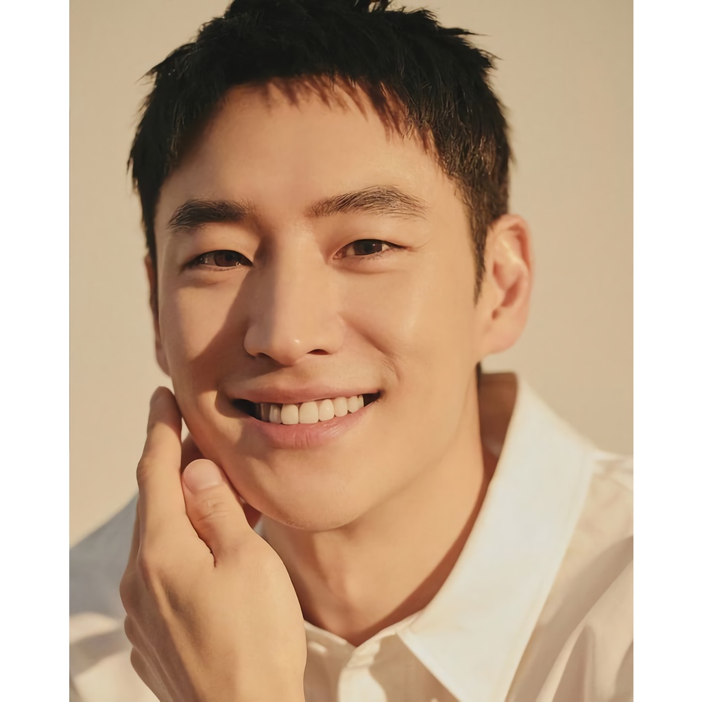 Jual POSTER DINDING LEE JE HOON (BISA CUSTOM GAMBAR) | Shopee Indonesia