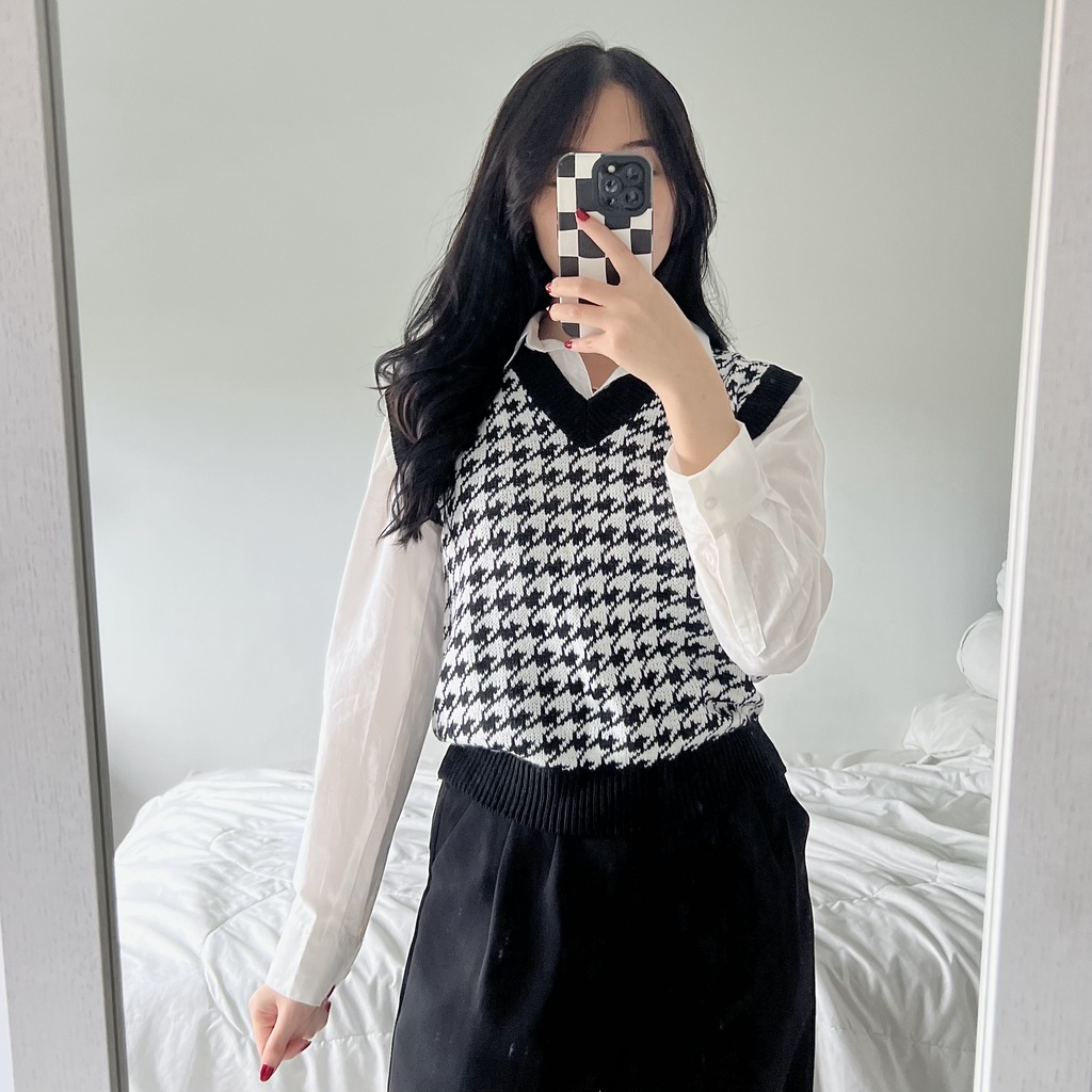 Jual Eonni's Hani Houndstooth Knit Vest Rompi Rajut Wanita Outer Crop