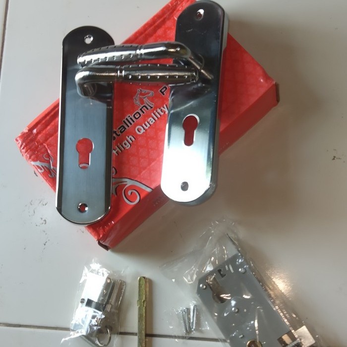 Jual KUNCI PINTU RUMAH UKURAN SEDANG MINIMALIS STALLION | Shopee Indonesia