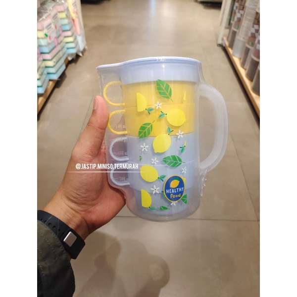 Jual Miniso Teko Set Plastik 4 Gelas Kapasitas 1 Liter Shopee Indonesia 4714