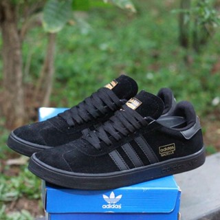 Sepatu adidas hamburg on sale kw