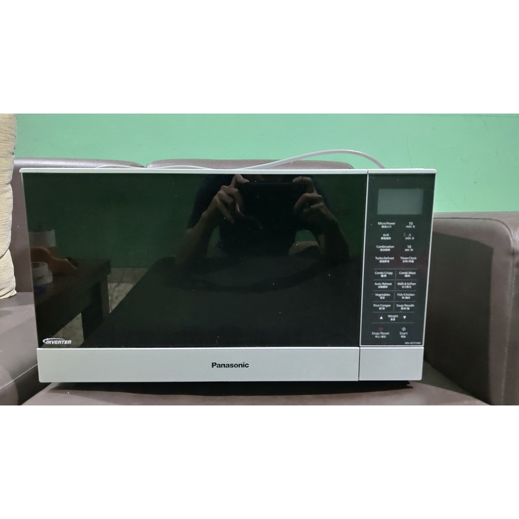 Jual PANASONIC Microwave Oven Inverter Grill NNGF574M [Second