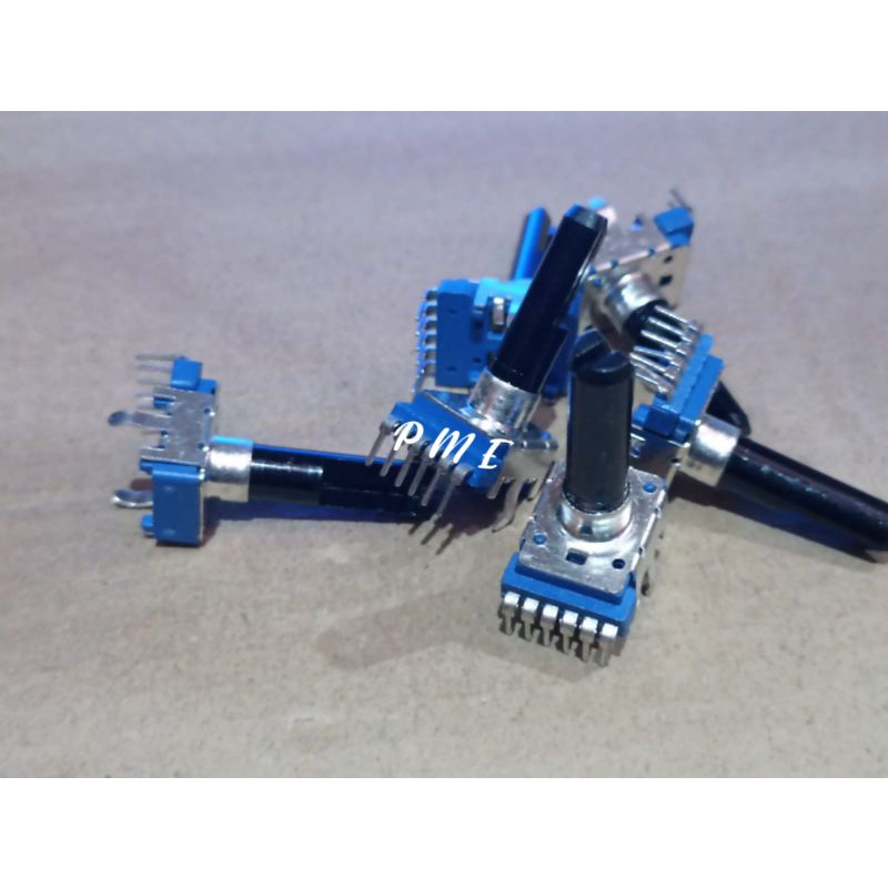 Jual POTENSIO MIXER 10K 50K 100K 6PIN STREO | Shopee Indonesia