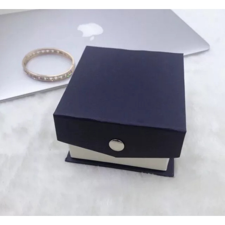 Jual BOX MIKA KANCING BOX/KOTAK PERHIASAN JAM TANGAN Shopee Indonesia