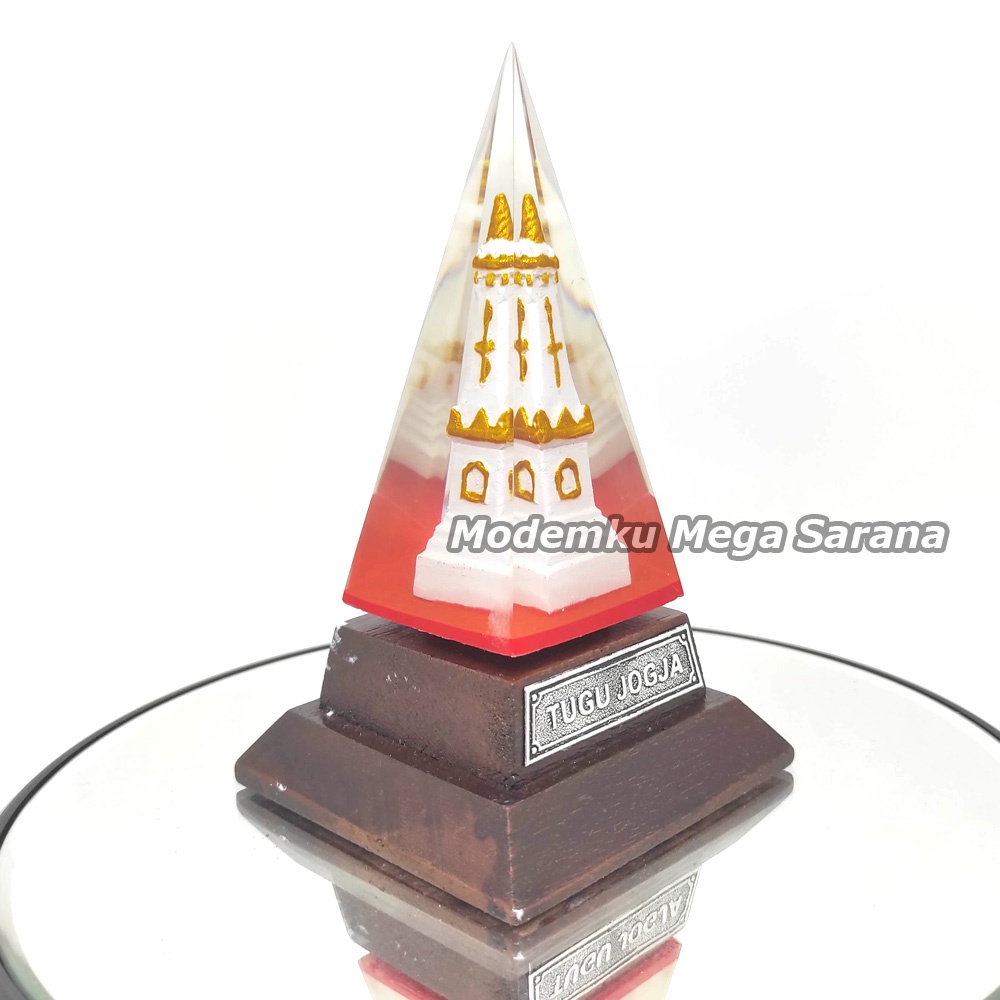 Jual Souvenir Miniatur Tugu Jogja Limas Piramida Cinderamata Oleh