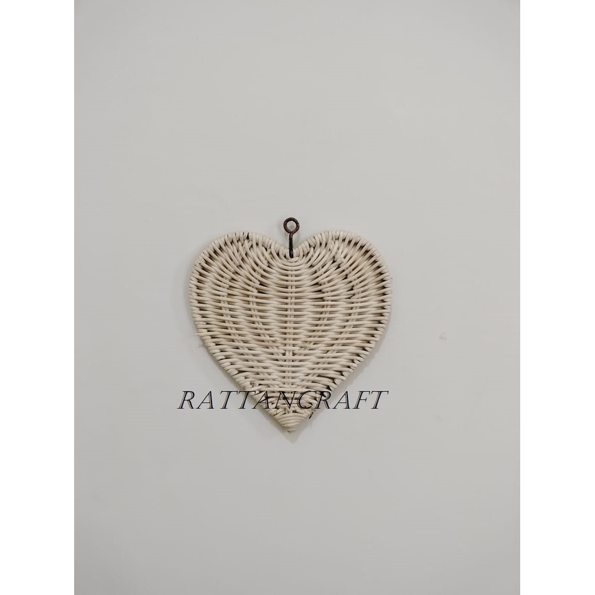 Jual Rotan Hiasan dinding Love Rangka Besi/Hiasan dinding Rotan ...
