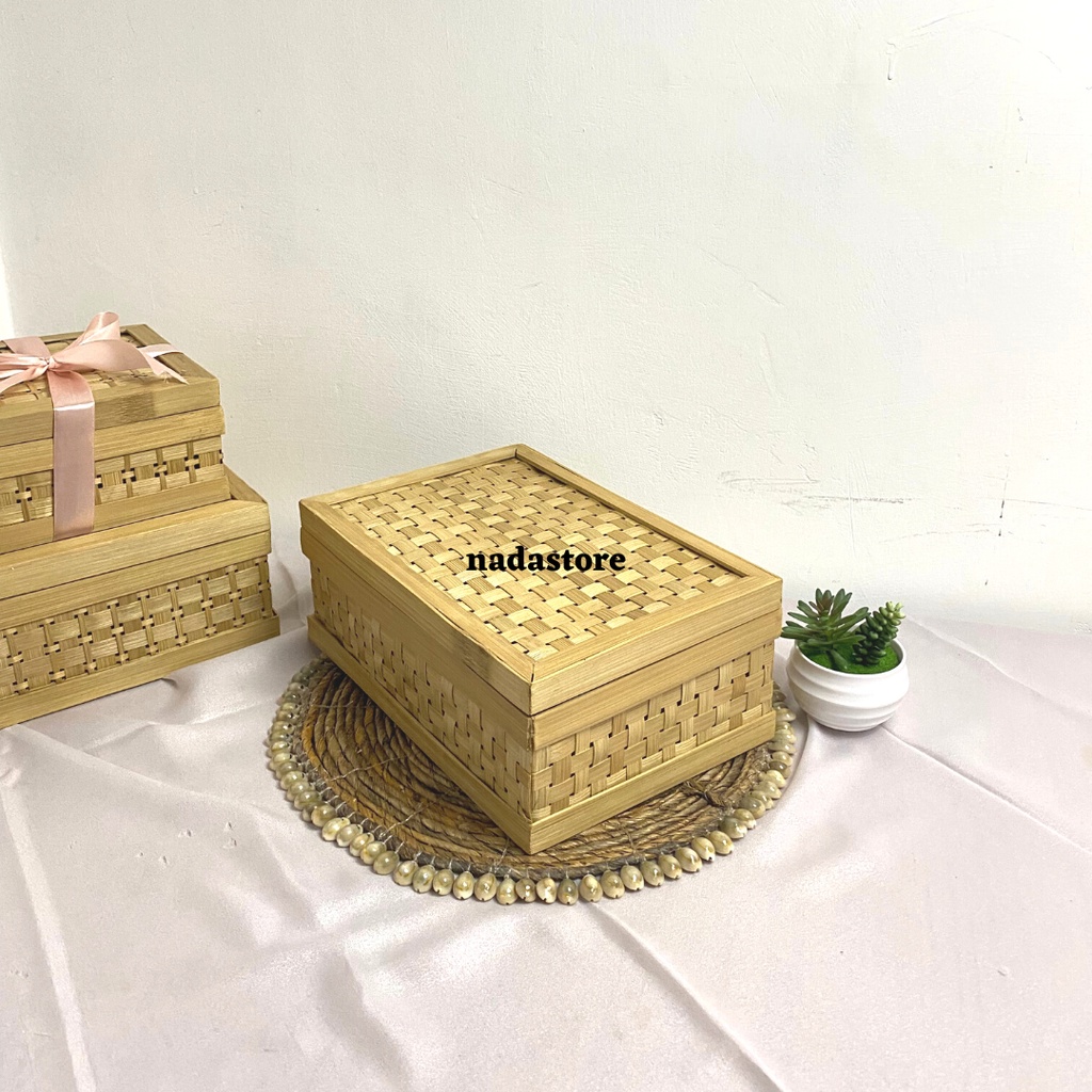 Jual BOX ANYAMAN BAMBU / HAMPERS / KERANJANG TUTUP BAMBU UKURAN ...