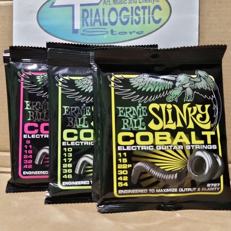 Ernie Ball Slinky Cobalt Gitarrensaiten – 3 Komplettsätze, 0.010 Stärke, Für E-Gitarre