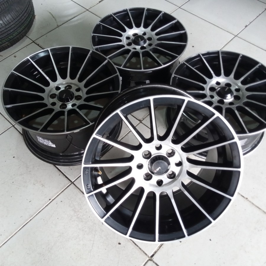 Jual Velg Racing Bekas Model Bsa Ring Pcd X Lebar Et Velg Saja Shopee