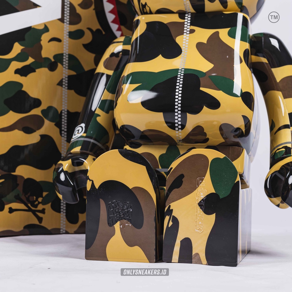 MEDICOM TOY - 超合金 BE@RBRICK 1ST CAMO YELLOW medicom 超合金 BE@RBRICK 1ST CAMO YELLOW medicom