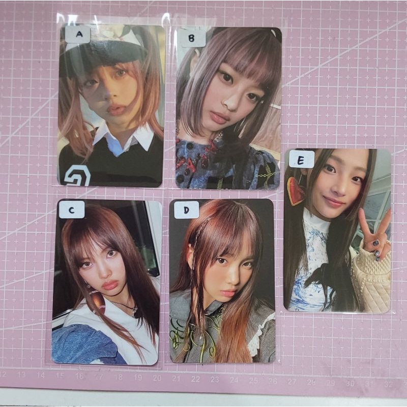 Jual Official Photocard Pc Newjeans Omg Weverse Ver Hanni Hyein Minji Shopee Indonesia