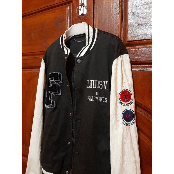 Jaket Varsity Louis Vuitton LV Leather Sleeve Hitam, Fesyen Pria