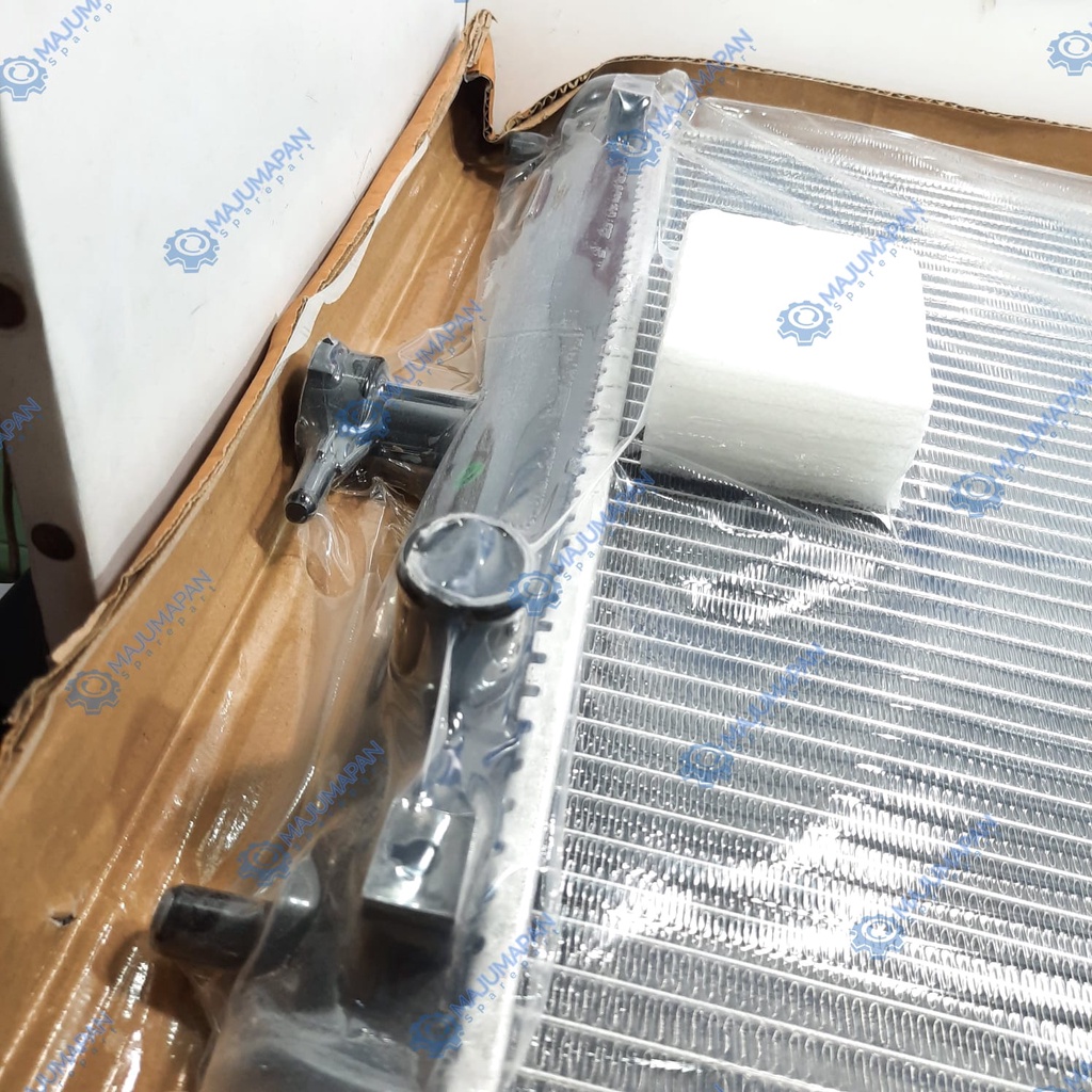 Jual RADIATOR SUZUKI APV 04-ON - MEGA CARRY 11-18 MANUAL MT | Shopee ...