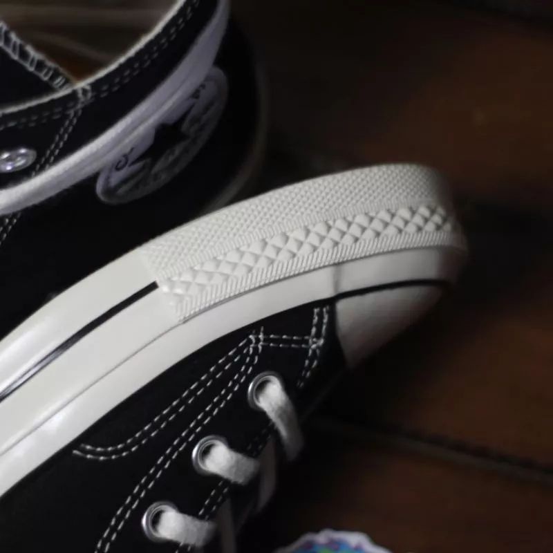 Jual CONVERS 70S CHUCK TAYLOR | CONS 70S BW EGREET | Shopee Indonesia