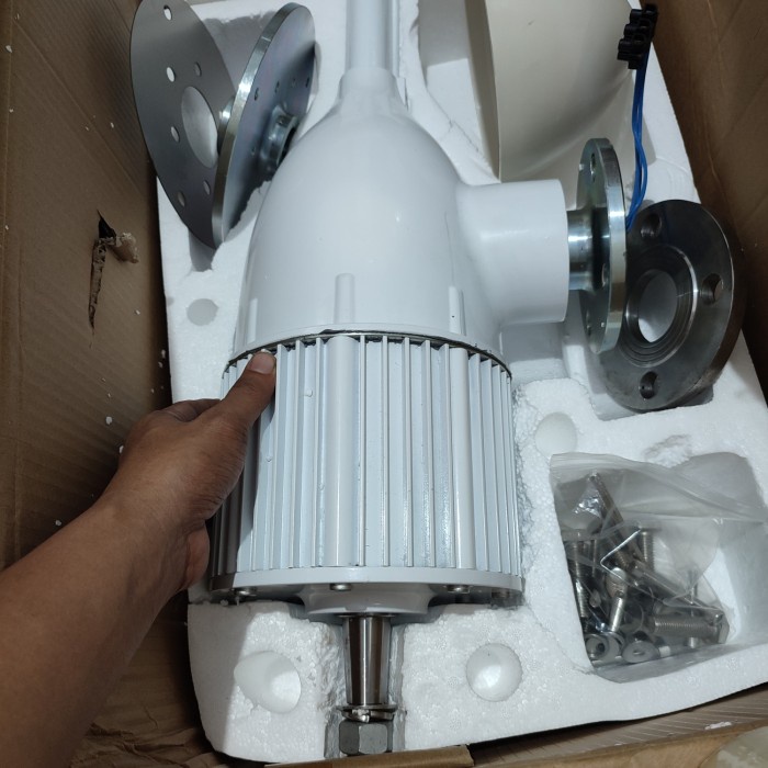 Jual Genr Wind Turbine 1000w Pembangkit Listrik Tenaga Bayu Pltb Shopee Indonesia 8075