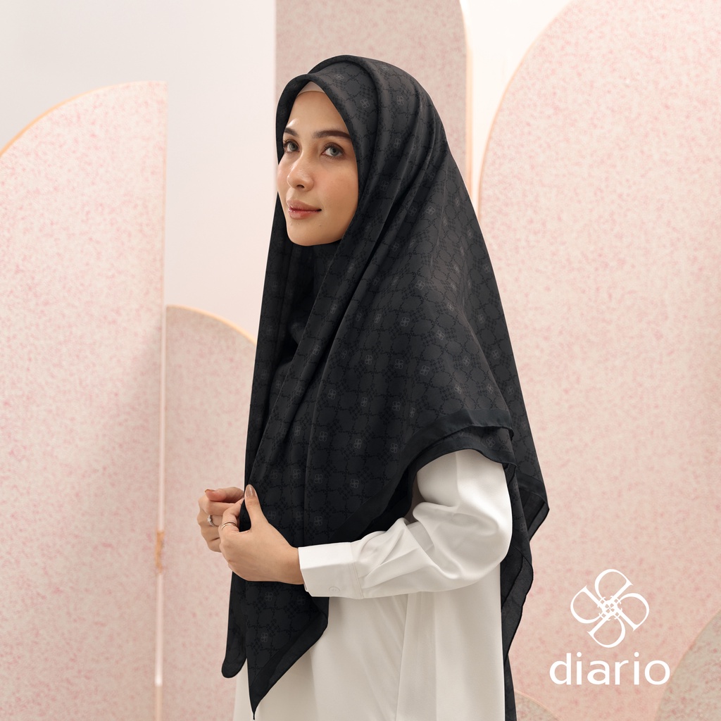 Diario Ultrafine Athalia Scarf Kerudung Segi Empat