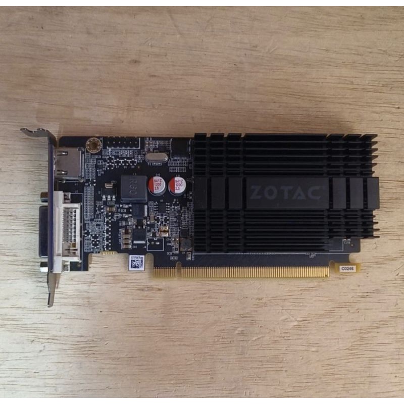 Carte Vidéo - AFOX - GT610 - 2Go GDDR3 - PCI Express 2.0 - HDMI/DVI/VGA