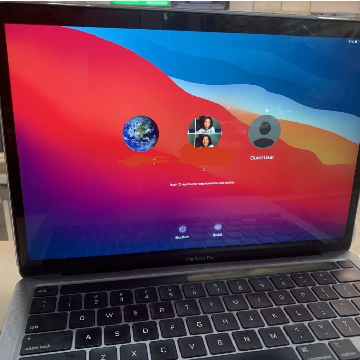 Jual NEW LCD Apple MacBook Pro M1 2020 ganti LCD pecah Truetone Normal