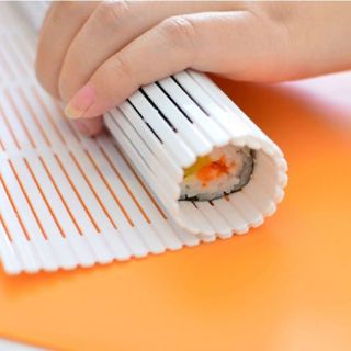 Jual silicone sushi roller mat .alas silicon penggulung sushi - Jakarta  Pusat - Suparmi Shop