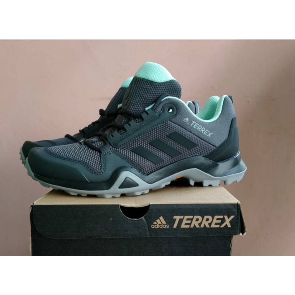 Sepatu adidas hot sale terrex climacool