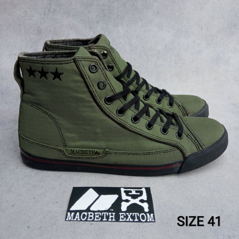 Macbeth cheap mike dirnt