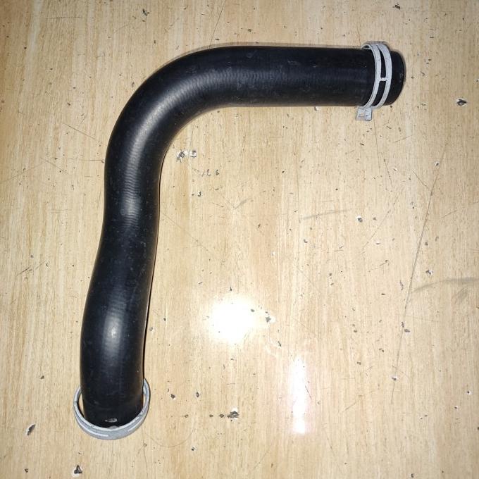 Jual Ford Genuine Parts Selang Radiator Ford Ranger T6 2.200cc separe ...