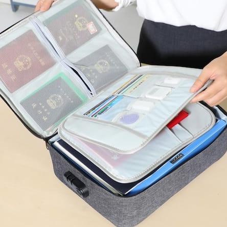Jual Tas Penyimpanan Dokumen Bergembok Tiga Susun Document Keeper Anti ...