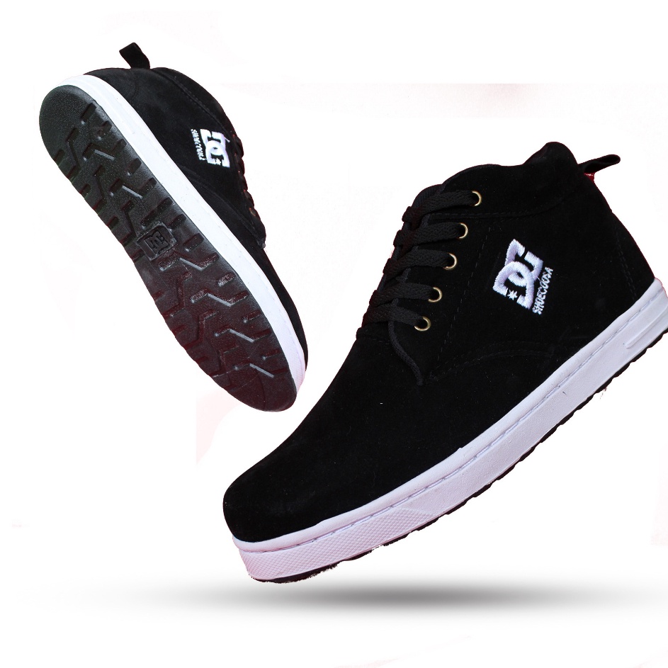 Sepatu best sale dc skateboard