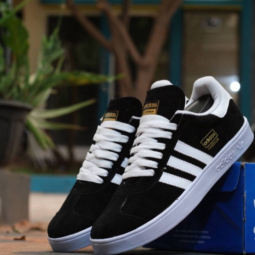 BOOMING Adidas Questar Gazelle OG Neo Racer Lite Trail Black White Original Indonesia 100 Bnwb Sepatu Hitam Putih Pria
