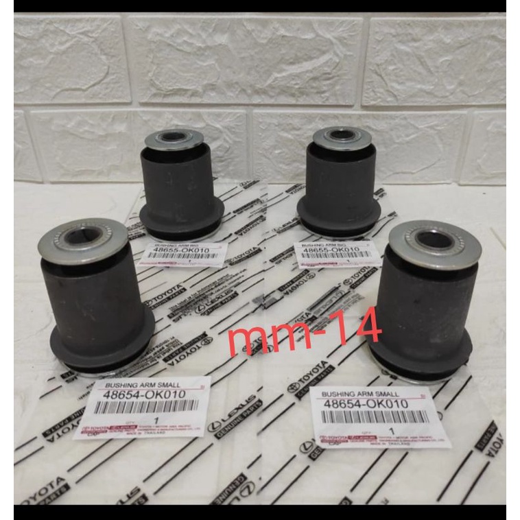 Jual BUSHING ARM BUSH SAYAP INNOVA BAWAH SET BESAR DAN KECIL INOVA 1SET ...